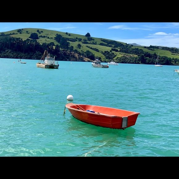 Meet your Posher, B - Picture 1 of 1